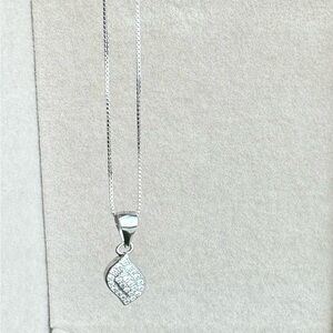 Elegant 925 necklace